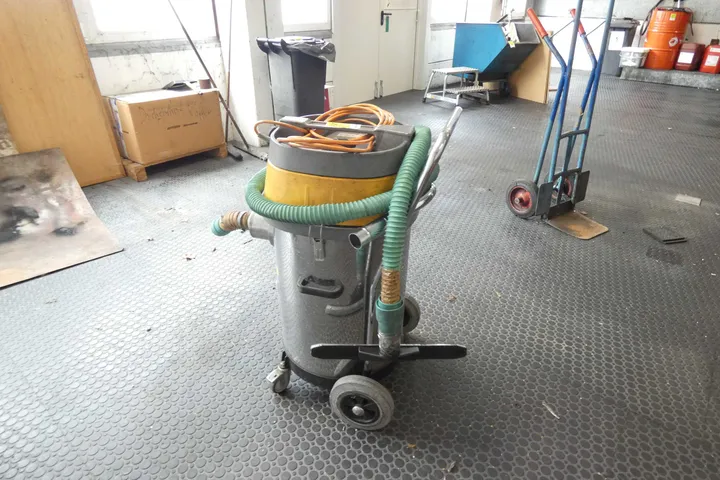 RIBO Industriesauger Typ: TN 93